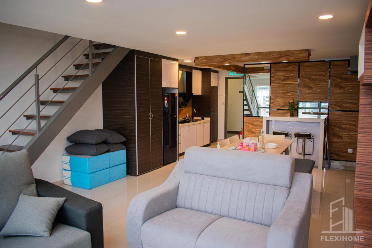 Netflix-Pinnacle Pj, Fantastic City View, 1-6 Guests Designed Duplex Home By Flexihome-My Петалинг-Джая Экстерьер фото